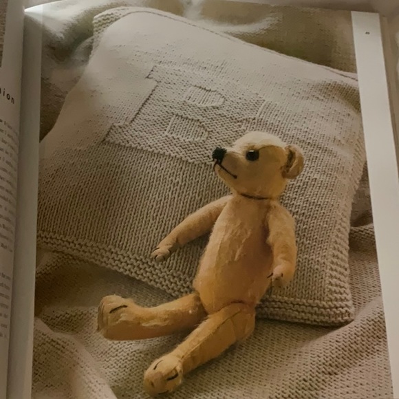 Simple Knits for Cherished Babies Book - Picture 3 of 4